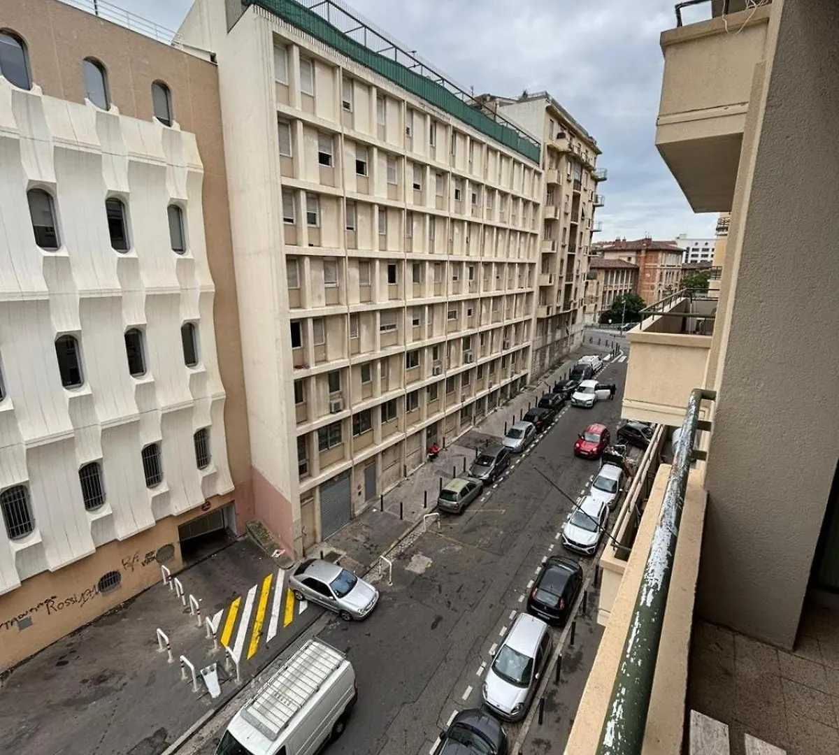 Spacieux T3 Proche Gare St-Charles - Vieux Port Marseille Apartment